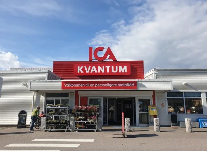 Entrén till ICA Kvantum Vänersborg